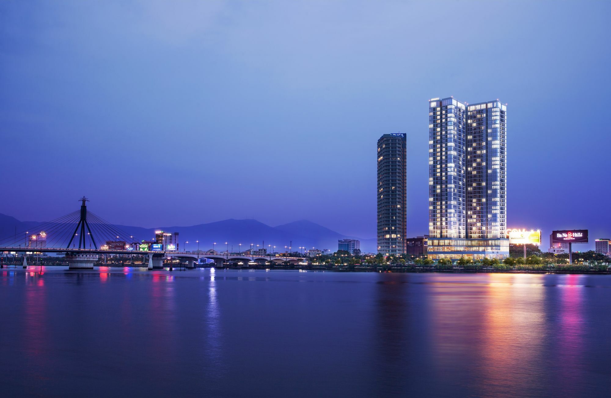 Melia Vinpearl Riverfront 5* Da Nang